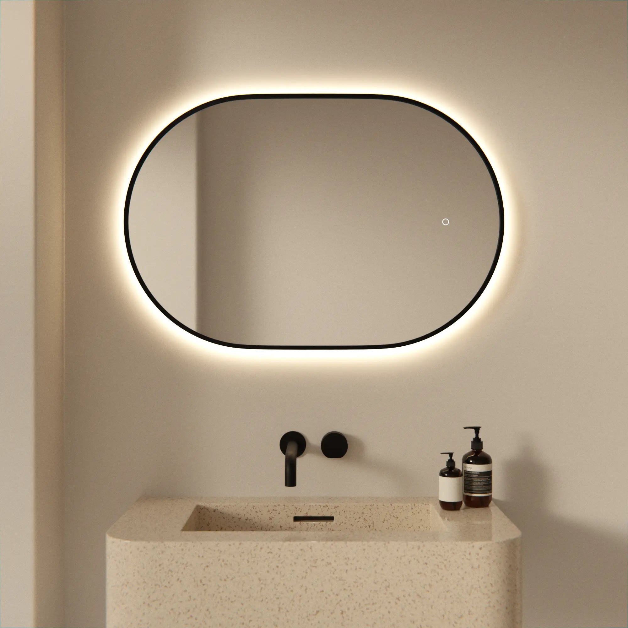 Badeværelsesspejl – 90x60cm – Ovalt – Sort Ramme